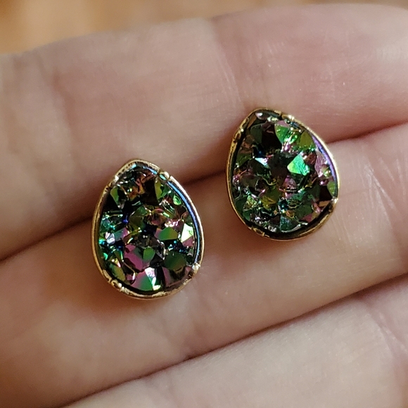 Jewelry - NWOT Multicolored & Gold Teardrop Druzy Studs